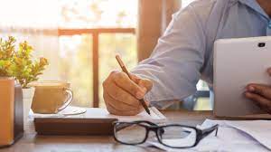 OORA200 Evaluating The Impact of Closing The Gap Case Study Report - New England University Australia. 1 OORA200 Evaluating The Impact of Closing The Gap Case Study Report - New England University Australia.